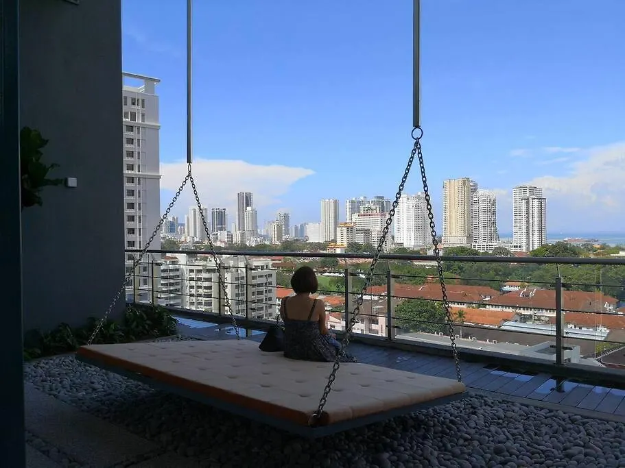 Tropicana 218 Spacious Luxury City 3Bedroom 3 Car Park 11Pax George Town