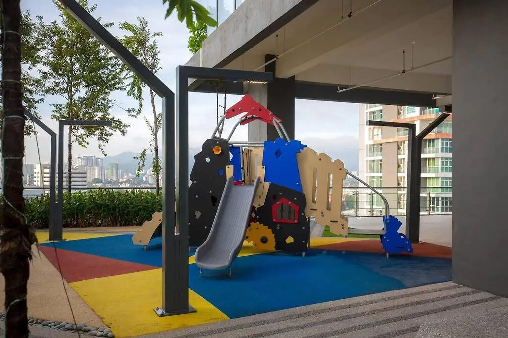 Tropicana 218 Spacious Luxury City 3Bedroom 3 Car Park 11Pax George Town Appartamento